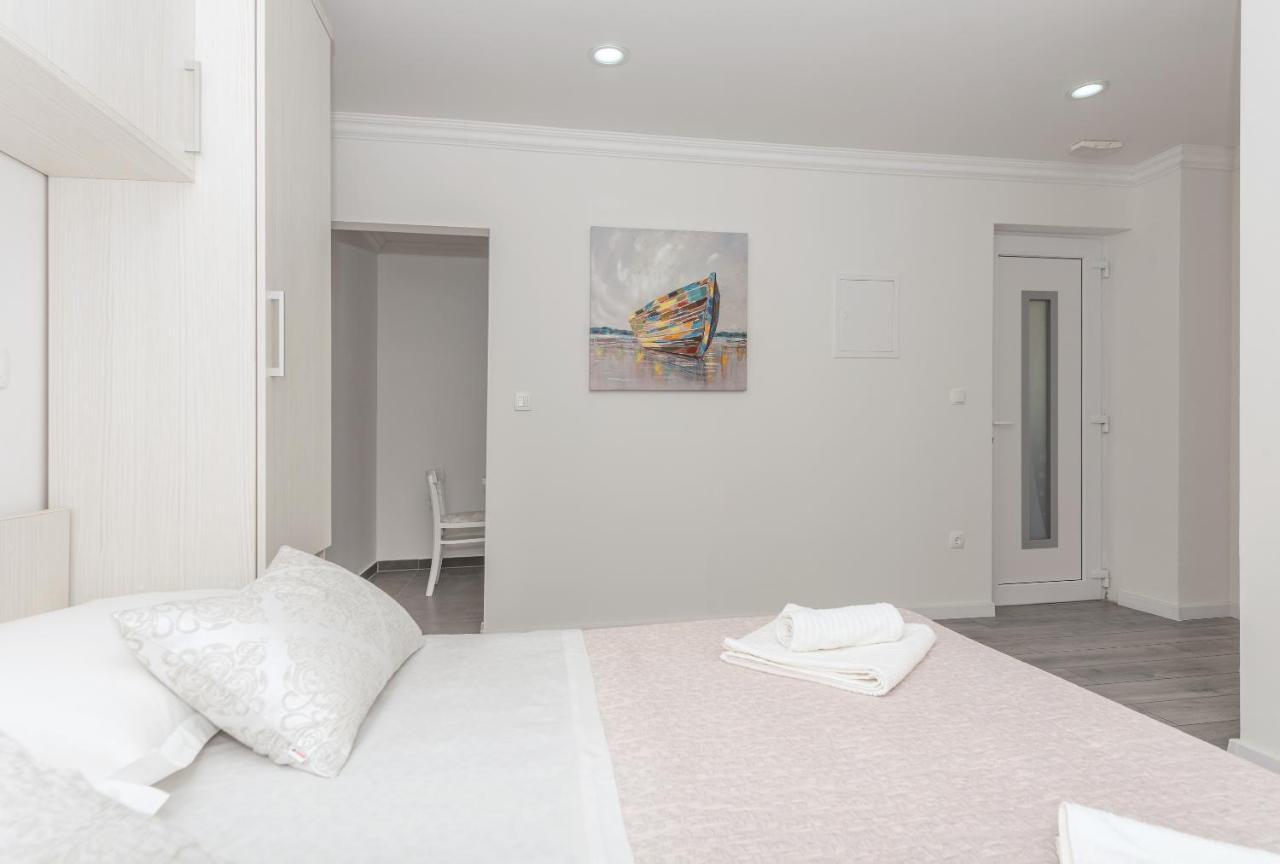 Apartments Petrusic Makarska Exterior foto